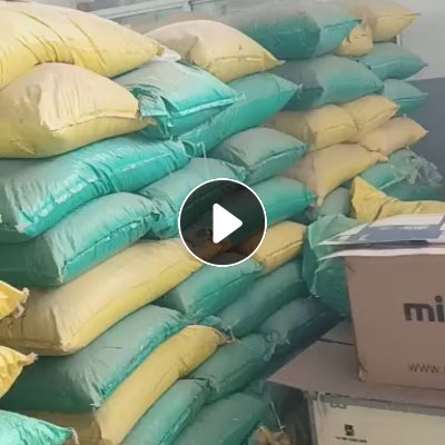 工厂倒闭出售PVC杂料，颗粒，各种塑料，现货40吨，统货出