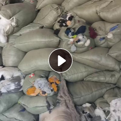 长期出售袜厂下来的涤纶废丝，涤纶加弹丝，低弹丝，有白色，杂色的，白色现货十几吨