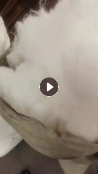 长期出售纯涤纶的 羊毛衫下脚料。高弹的,一个月有10吨左右, 可以开花用,厂在浙江嘉兴