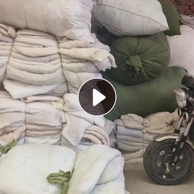 长期出售旧衣服分拣货，旧衣服大白，白料，旧丝绵被等，现货有6吨左右，货在河北石家庄