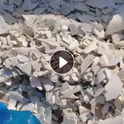 出售硬质PVC大小管破碎料，小管占比七八十，长期有货