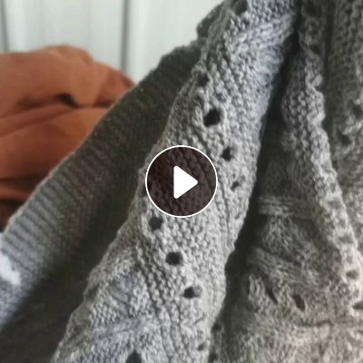 长期出售羊毛旧衣服废片，羊毛下脚料，纯羊毛的，也有35绒的，羊毛纱线