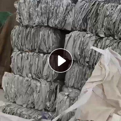 出售铝塑膜，吨包内胆抽出来的，月供40-50吨左右