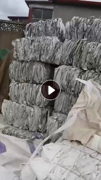 出售铝塑膜,吨包内胆抽出来的,月供40-50吨左右