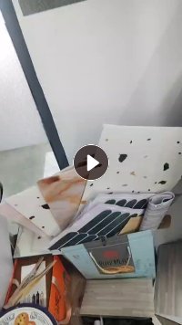 出售PVC墙纸毛料,有带胶,复pet膜,有的有xpe发泡胶在上面,月供10吨