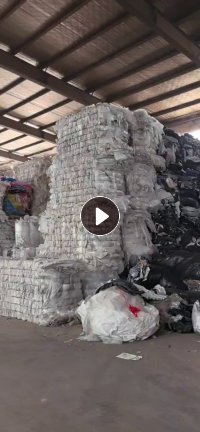 长期出售一级水洗高压膜,含少量标签,现货2挂车