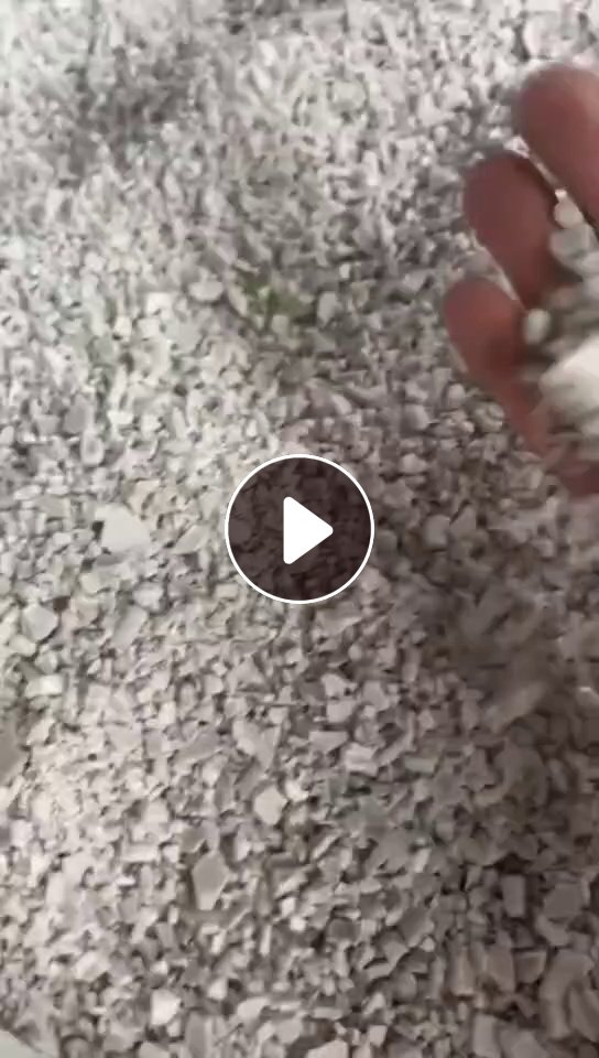 长期出售水果筐破碎料，黑色白色都有，现货30吨