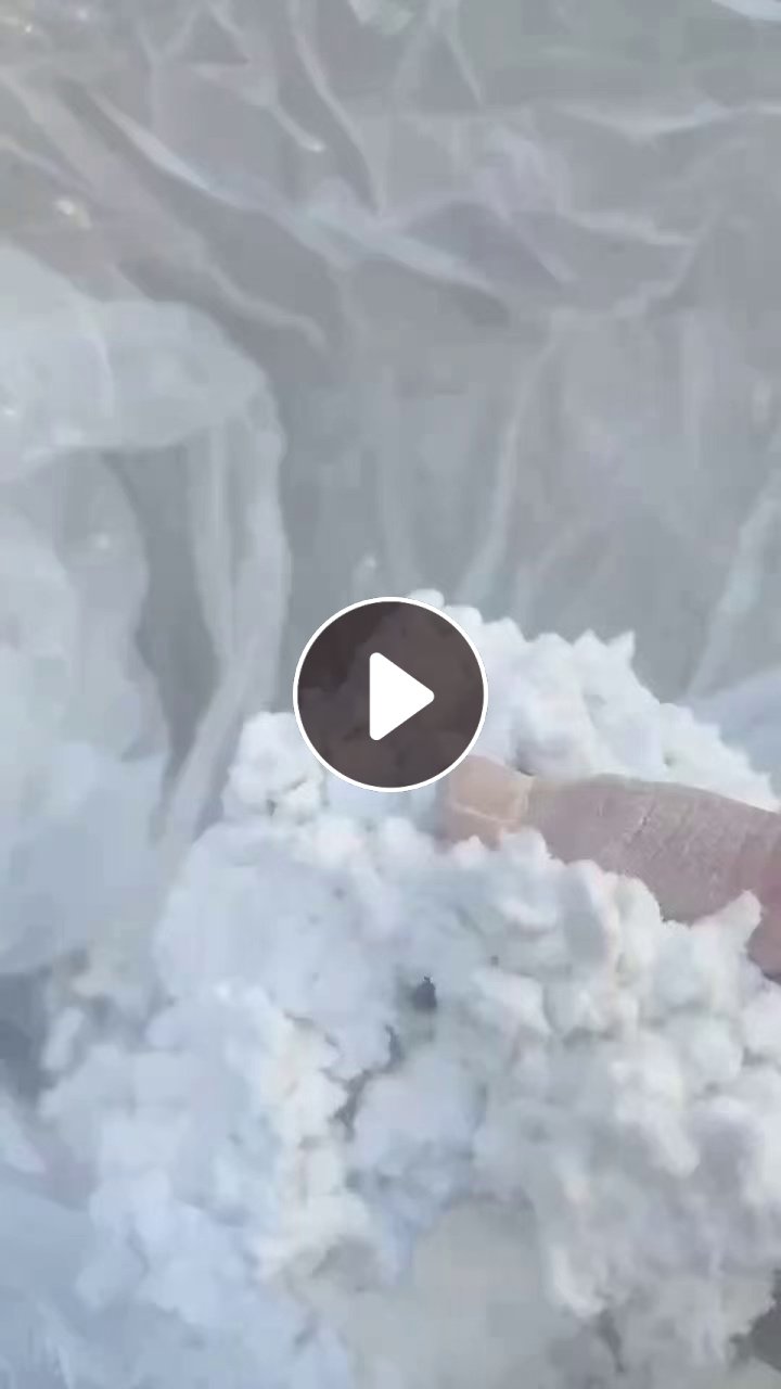 长期出售卫生用品生产下来的棉粉尘木质纤维，可以做猫砂用，也可以做短纤，每个月有100多吨