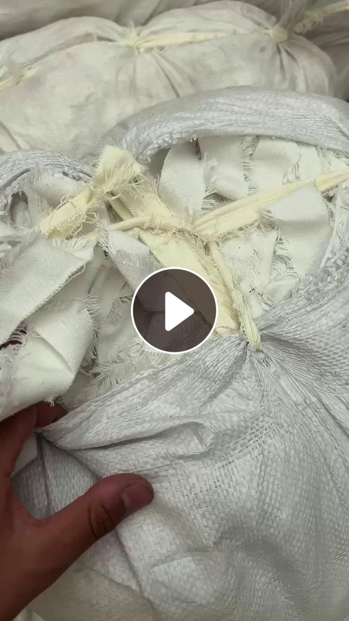 长期出售帆布袋厂裁下来的涤棉帆布边，没有线头，每个月有一车，货在河南驻马店
