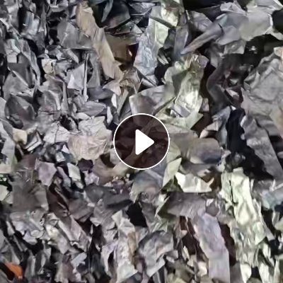 出售吨包内衬下来的铝塑膜破碎料，有处理干净，月供上百吨