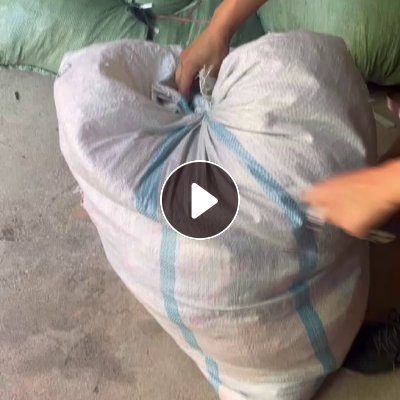 出售染厂下来的涤纶织带，POY丝织的，杂色，现货有50吨左右，货在福建泉州