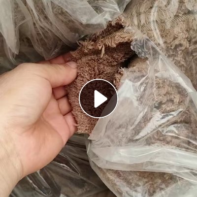 出售单面珊瑚绒，库存绒布，门幅1.6，克重不一样，一个颜色，现货有3吨左右，货在江苏苏州