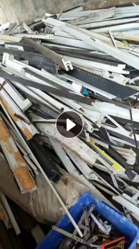 出售塑钢毛料，月供20-30吨