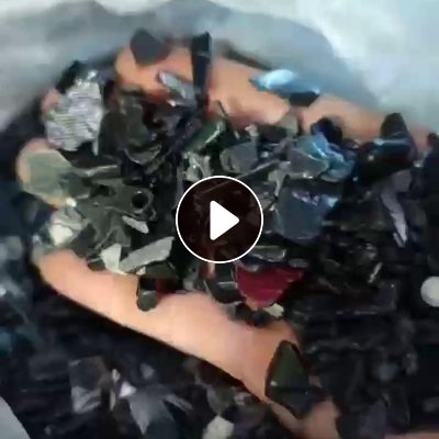 出售黑色不阻燃合金破碎料，冲击11个左右，现货10吨左右