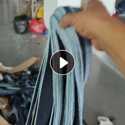 长期出售涤纶牛仔废布，牛仔边角料，月供二三十吨
