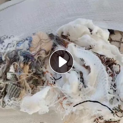 长期出售羊毛衫下脚料，杂色涤纶弹丝，混色涤纶高弹丝，现货有9.6米一车，货在浙江嘉兴