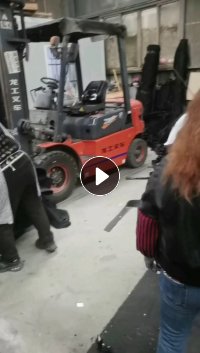 长期出售涤纶地毯边角料,涤纶废料,月供几百吨,货在浙江慈溪