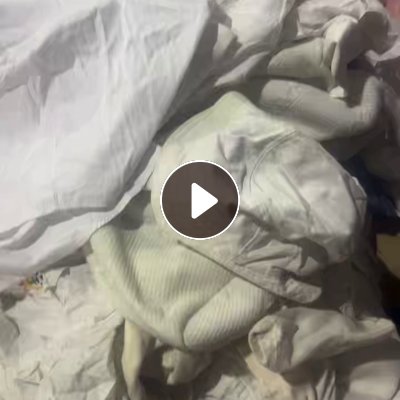 长期出售旧衣服大白，白料，开花料，现货有七八吨，货在安徽六安