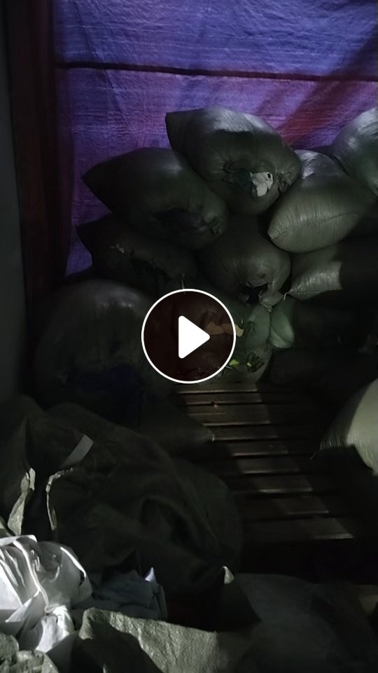 长期出售涤纶废布，涤纶边角料，现货5吨左右