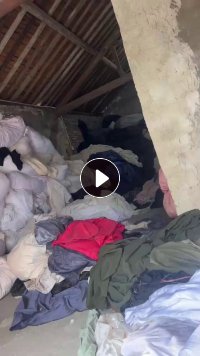 出售染厂下来涤纶废布，牛津布，春亚纺，黑色，现货有7吨，货在江苏苏州