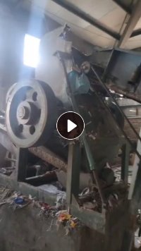 长期出售水洗手提袋废料，混压覆膜的，够20吨左右就发走