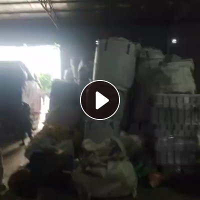 长期出售pet吸塑盒破碎料，带标签带胶布，现货9.6一车