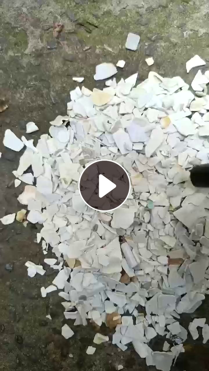 出售冰箱破碎出来的abs破碎料，ps破碎料，混合在一起，月供100吨
