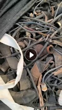 长期出售杂橡胶废料，拆摩托车下来的