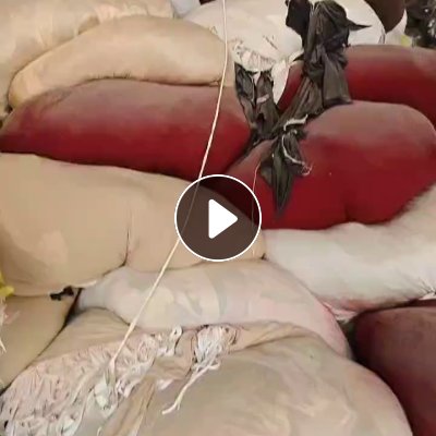 长期出售各类布料，现在锦氨的最多，现货300吨左右，货在广东佛山