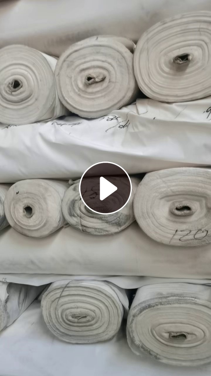 长期出售涤棉坯布，纯涤库存布，门幅都是1.60米，现货有几百吨，在山东滨州