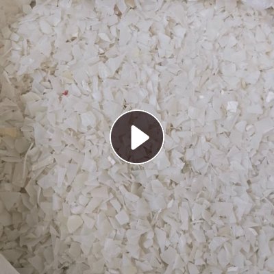 出售低压尿素桶破碎料，白乙破碎料