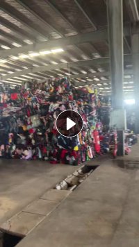 回收大量的旧衣服黑料,厂在湖北荆门
