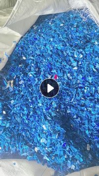 出售全漂小蓝桶破碎料，现货十几吨