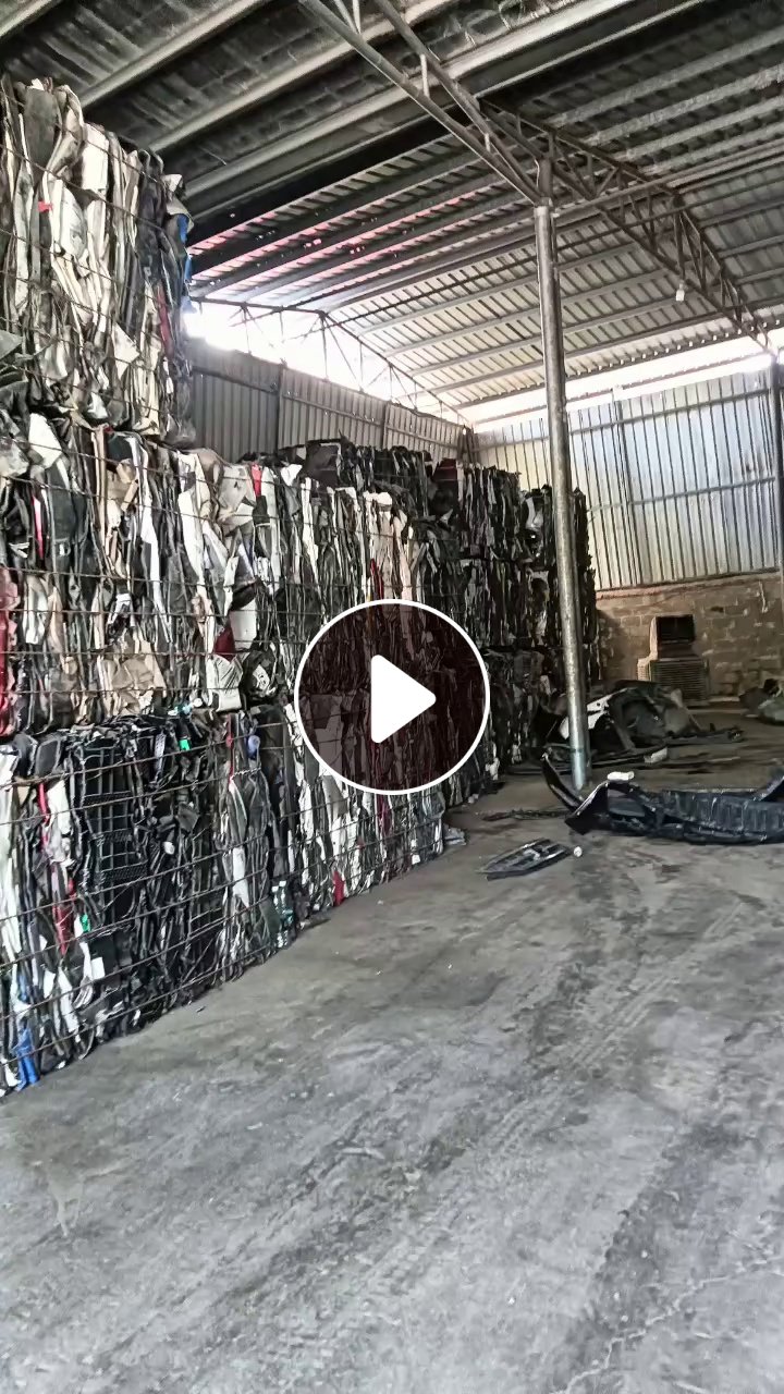 出售保险杠毛料，保险杠压块料，月供60吨