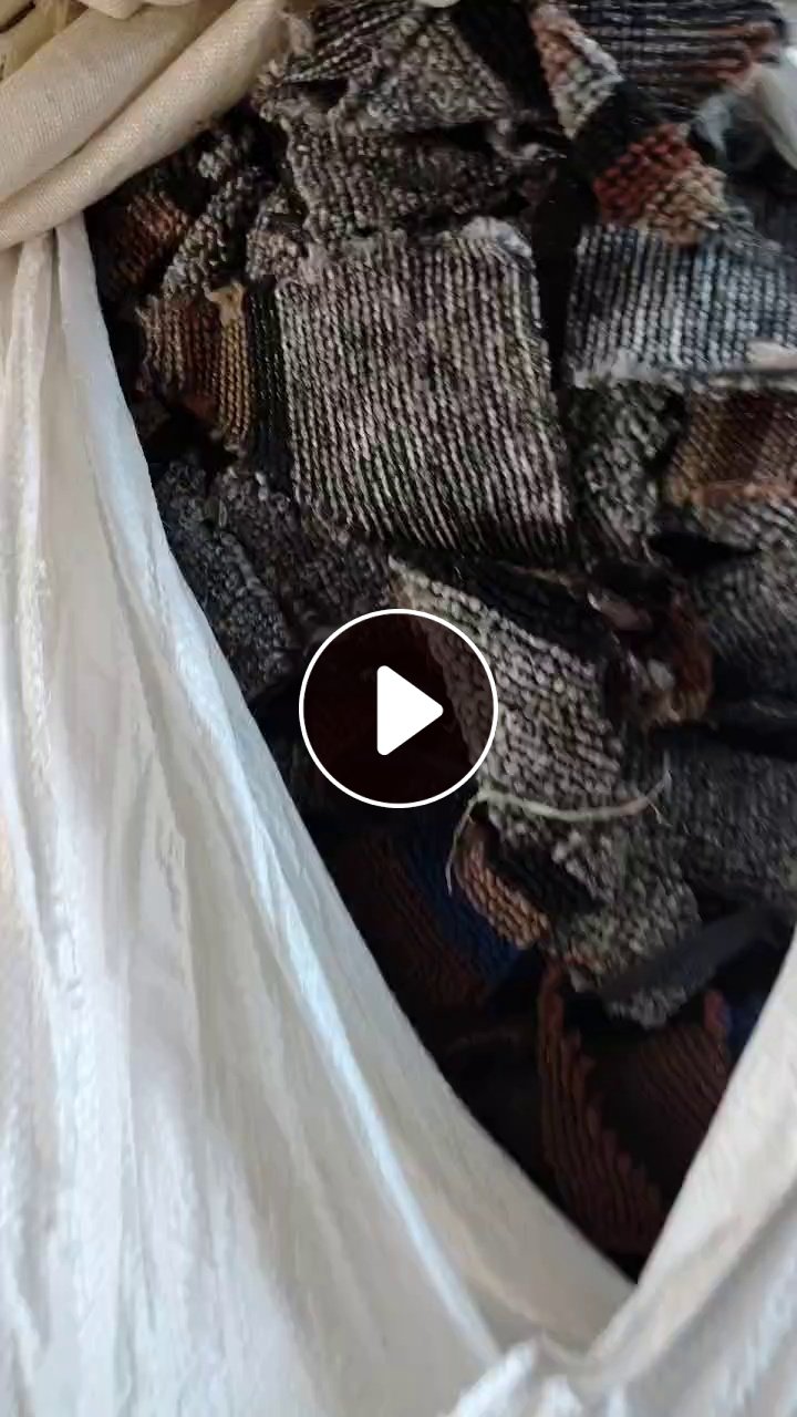 长期出售丙纶地毯边角料和丙纶织带，现货有四五吨，货在浙江台州