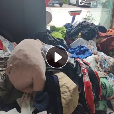 长期出售旧衣服统货，没动手，月供十来吨，货在江苏淮安
