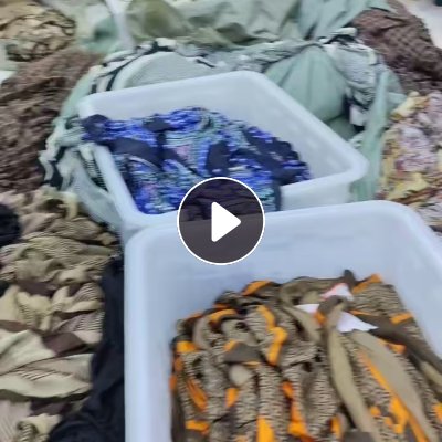 长期出售丝巾下脚料，涤纶废布，涤纶边角料，月供10吨左右