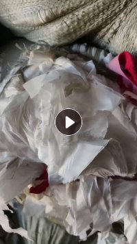 长期出售白色的涤纶废布，涤纶边角料，现货20吨左右