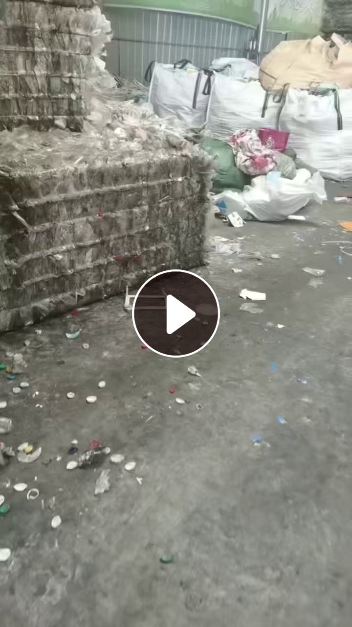出售PP饭盒压块，透明餐盒压块，现货23吨