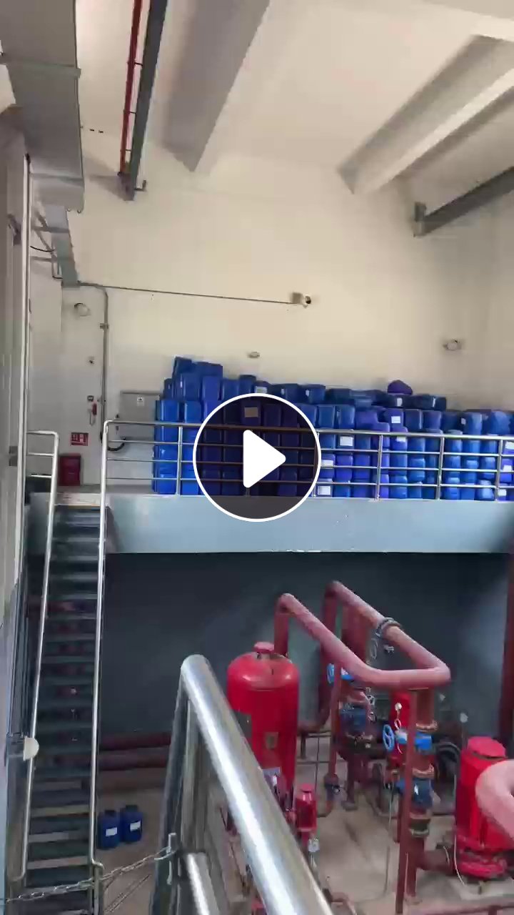 出售小蓝桶毛料，月供700-800个，装化工原料的