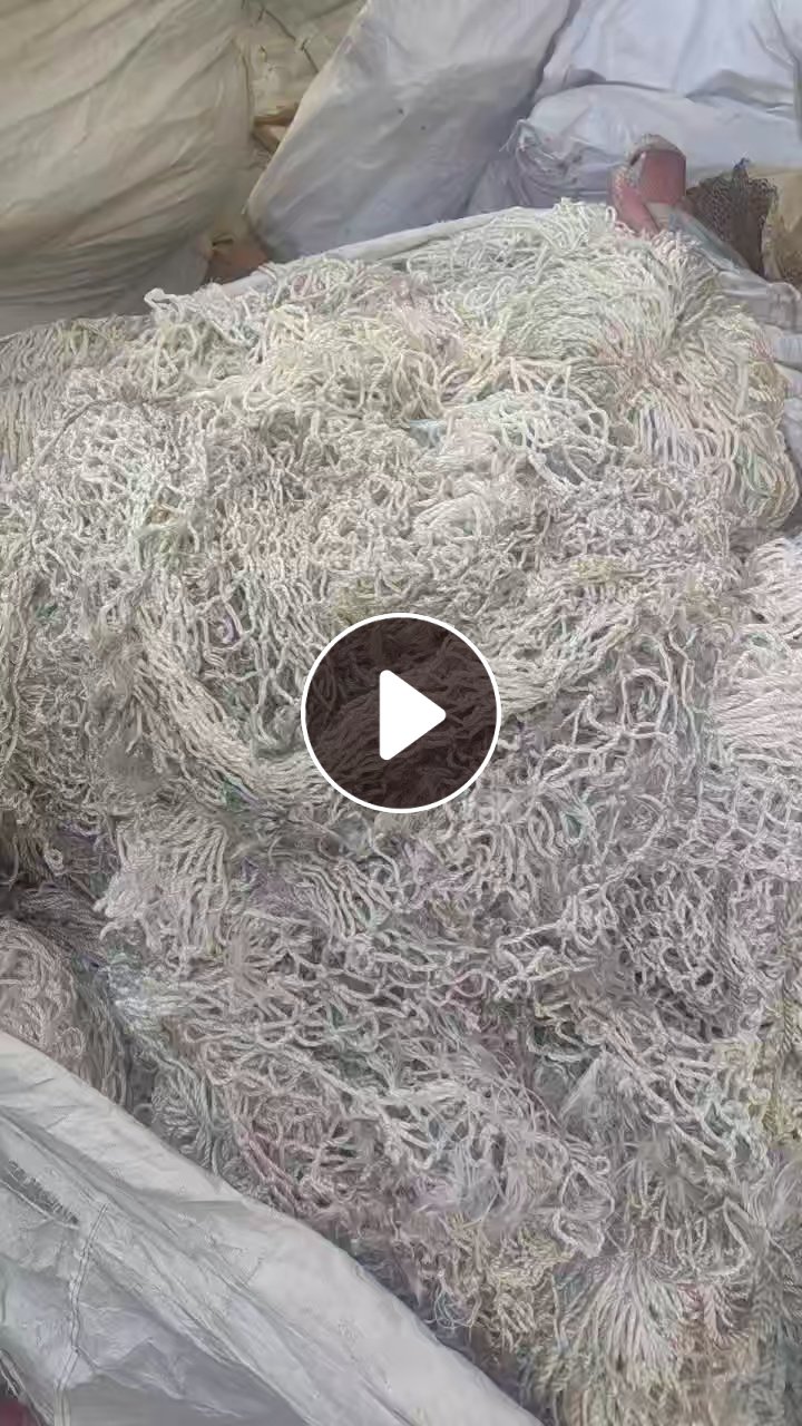 长期出售涤纶安全网下来的边角料，涤纶废丝，工业丝