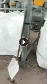 大量出售PP保险杠破碎料，退漆，清洗甩干除铁，过盐水