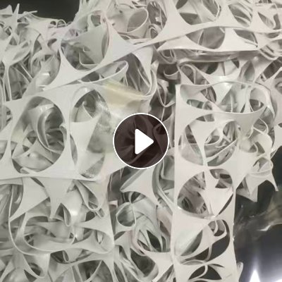 出售白色橡胶边角料，一面带胶，长期有