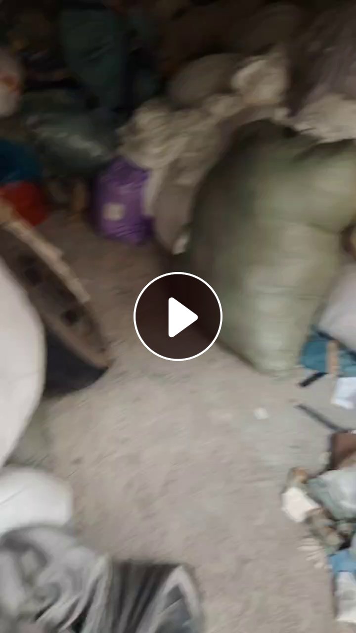 长期出售窗帘废布，窗帘边角料，涤纶废布，窗帘布，白的现货十多吨