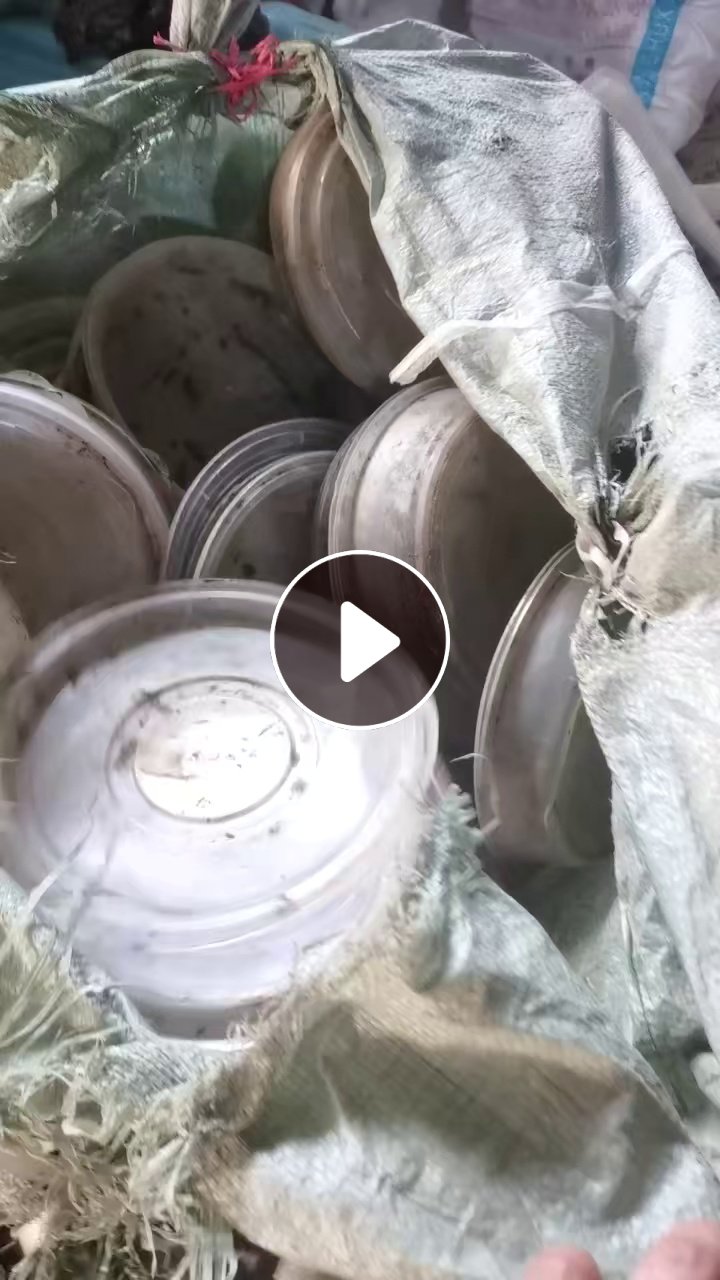 长期出售餐盒压块