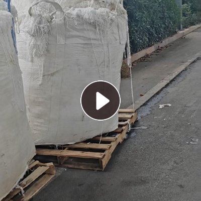 出售白色涤纶废丝，涤纶水丝，75-200D,现货有2挂车，货在河南信阳