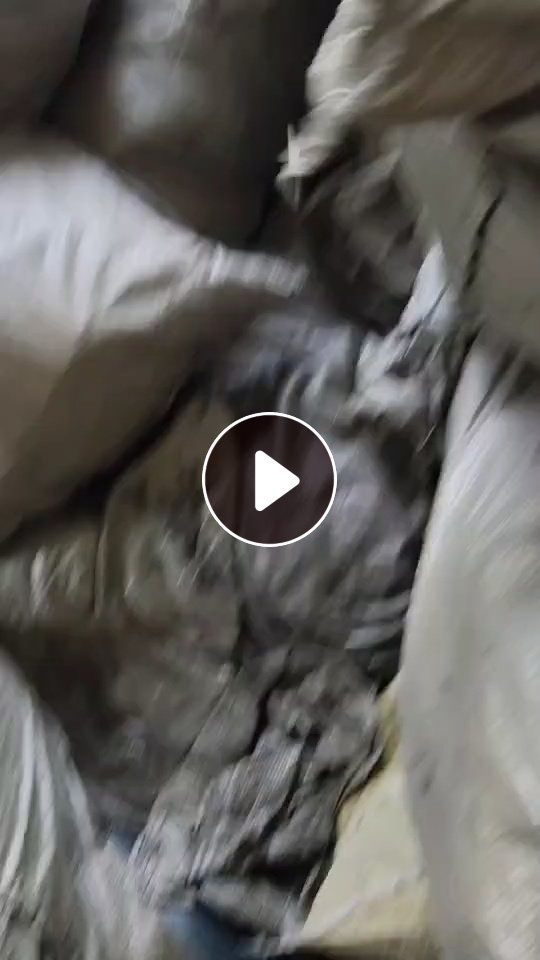 出售铝塑膜，铝塑包装袋，含有一点杂质，月供20吨