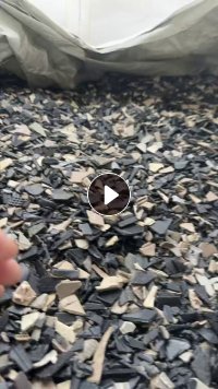 出售汽车内饰破碎料，清洗甩干，现货30吨