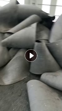 出售煤矿厂下来的传输带,有尼龙材质,也有钢丝的,现货10吨左右