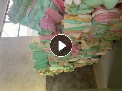 长期出售高密度海绵料，床垫厂沙发垫下来的，现货6吨多